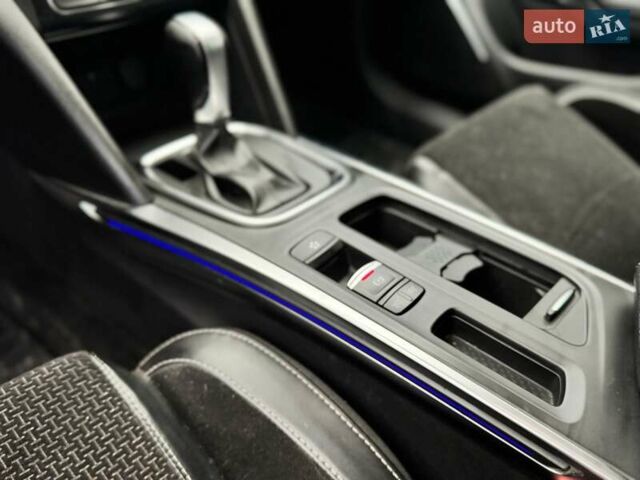 Серый Рено Меган, объемом двигателя 1.46 л и пробегом 221 тыс. км за 12900 $, фото 27 на Automoto.ua