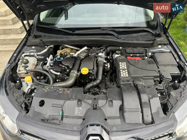 Сірий Рено Меган, об'ємом двигуна 1.46 л та пробігом 190 тис. км за 12600 $, фото 25 на Automoto.ua