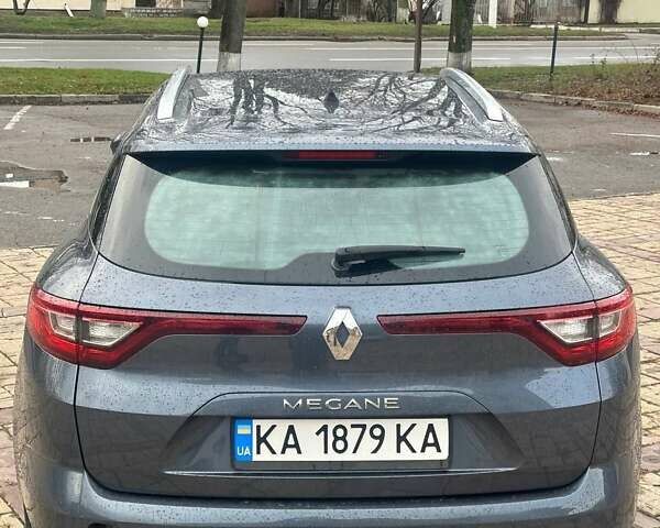 Серый Рено Меган, объемом двигателя 1.5 л и пробегом 298 тыс. км за 10999 $, фото 5 на Automoto.ua
