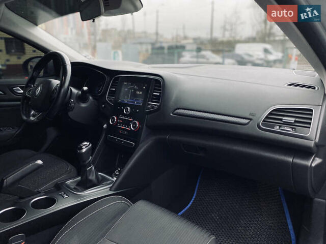 Сірий Рено Меган, об'ємом двигуна 1.46 л та пробігом 198 тис. км за 12600 $, фото 23 на Automoto.ua