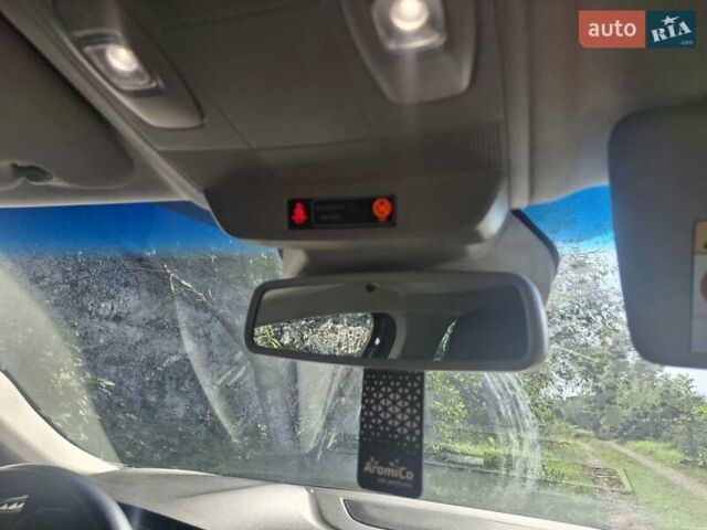 Серый Рено Меган, объемом двигателя 1.5 л и пробегом 270 тыс. км за 13700 $, фото 23 на Automoto.ua