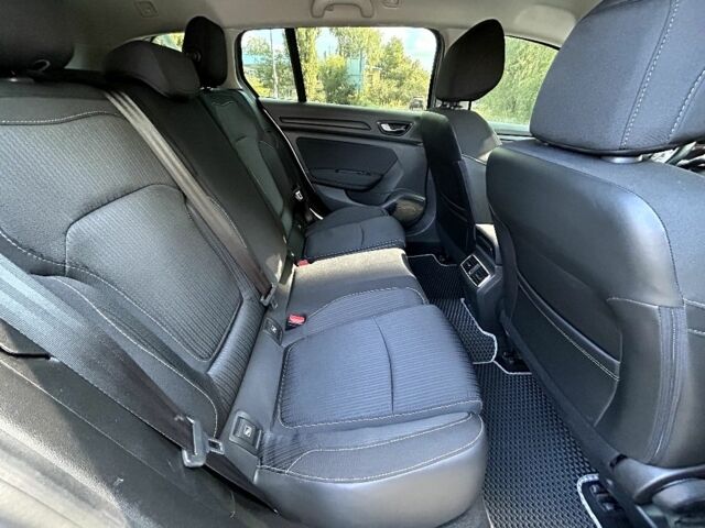 Серый Рено Меган, объемом двигателя 1.5 л и пробегом 202 тыс. км за 11899 $, фото 16 на Automoto.ua