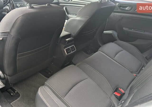 Серый Рено Меган, объемом двигателя 1.46 л и пробегом 151 тыс. км за 13850 $, фото 2 на Automoto.ua