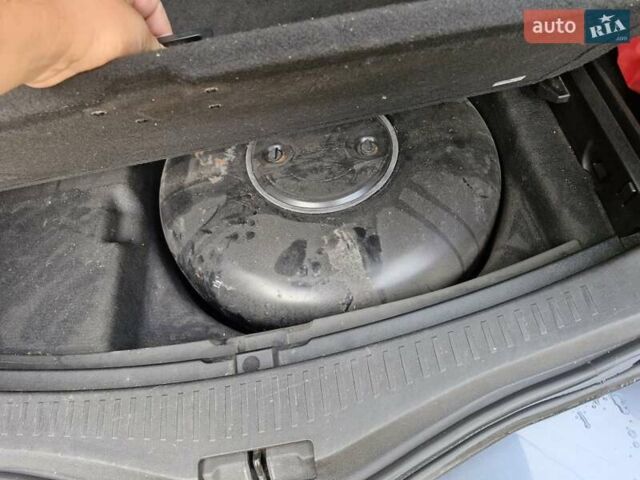 Рено Меган 2017 у Хмельницькому на Automoto.ua Сірий Рено Меган, об'ємом двигуна 1.6 л та пробігом 280 тис. км за 11500 $, фото 13 на Automoto.ua