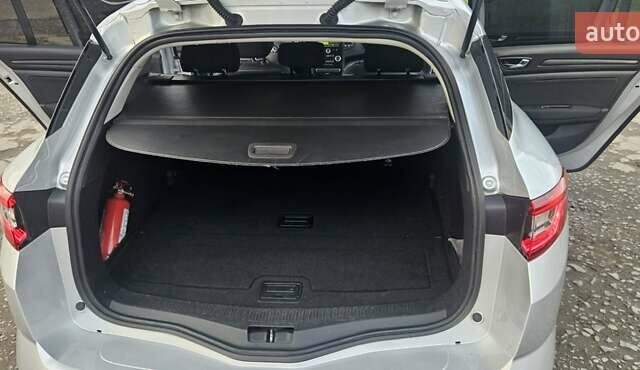 Серый Рено Меган, объемом двигателя 1.5 л и пробегом 290 тыс. км за 11700 $, фото 37 на Automoto.ua