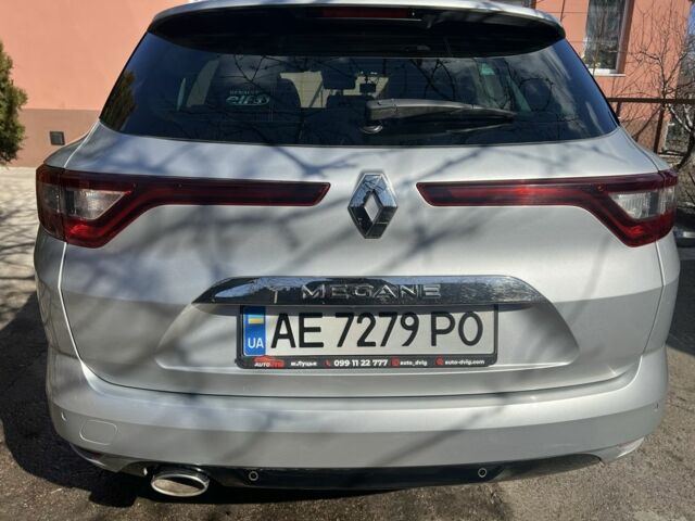 Серый Рено Меган, объемом двигателя 1.5 л и пробегом 210 тыс. км за 13950 $, фото 6 на Automoto.ua