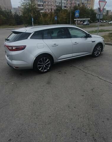 Рено Меган 2017 у Запоріжжя на Automoto.ua Сірий Рено Меган, об'ємом двигуна 1.46 л та пробігом 165 тис. км за 14500 $, фото 2 на Automoto.ua