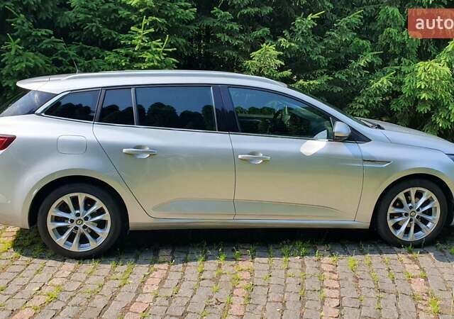 Серый Рено Меган, объемом двигателя 1.5 л и пробегом 215 тыс. км за 13499 $, фото 9 на Automoto.ua