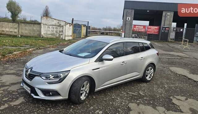 Серый Рено Меган, объемом двигателя 1.5 л и пробегом 290 тыс. км за 11700 $, фото 41 на Automoto.ua