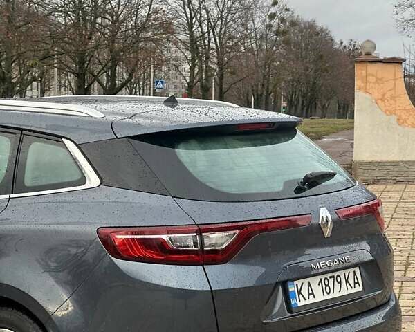 Серый Рено Меган, объемом двигателя 1.5 л и пробегом 298 тыс. км за 10999 $, фото 2 на Automoto.ua