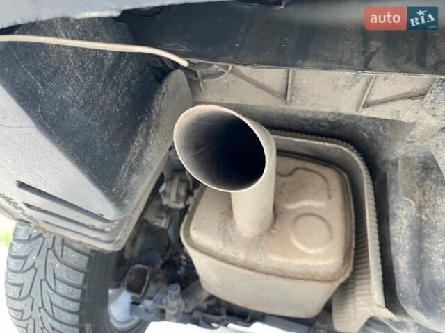 Сірий Рено Меган, об'ємом двигуна 1.46 л та пробігом 235 тис. км за 12000 $, фото 47 на Automoto.ua