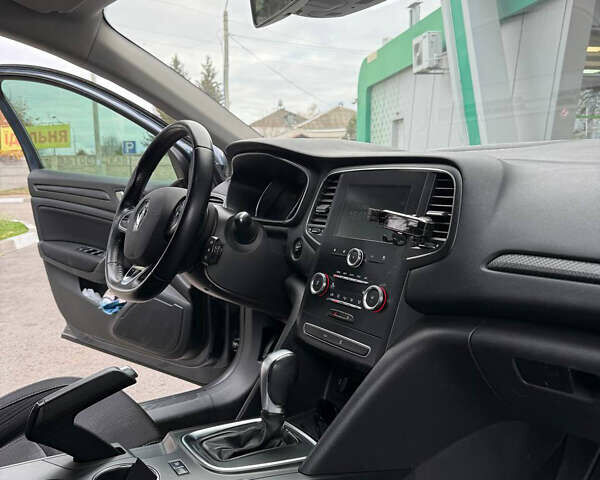 Сірий Рено Меган, об'ємом двигуна 1.46 л та пробігом 230 тис. км за 12500 $, фото 29 на Automoto.ua