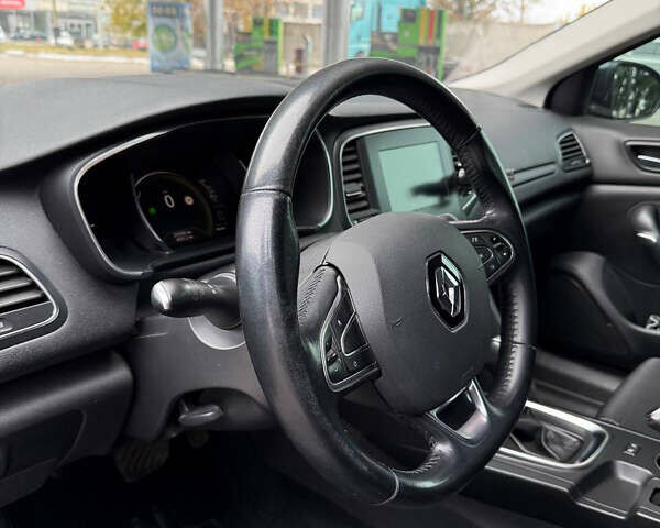 Сірий Рено Меган, об'ємом двигуна 1.46 л та пробігом 230 тис. км за 12500 $, фото 25 на Automoto.ua