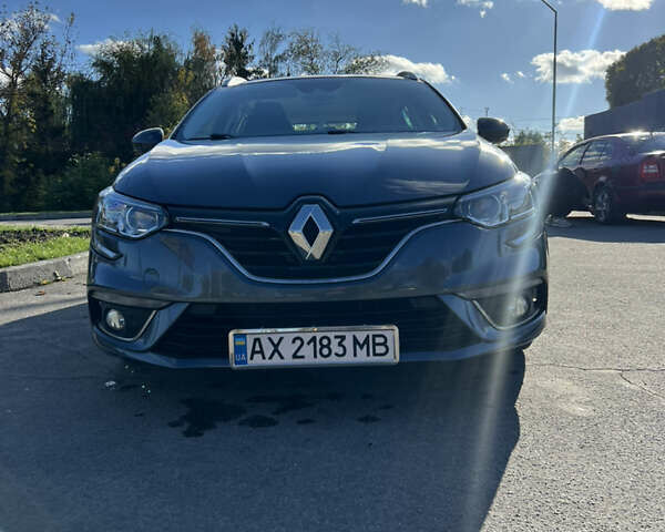 Серый Рено Меган, объемом двигателя 1.46 л и пробегом 230 тыс. км за 10500 $, фото 4 на Automoto.ua