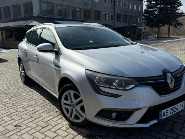 Сірий Рено Меган, об'ємом двигуна 1.46 л та пробігом 197 тис. км за 11900 $, фото 2 на Automoto.ua