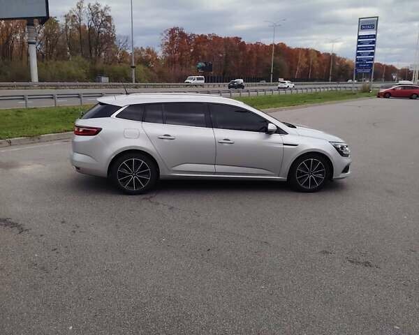 Сірий Рено Меган, об'ємом двигуна 1.46 л та пробігом 198 тис. км за 12588 $, фото 13 на Automoto.ua