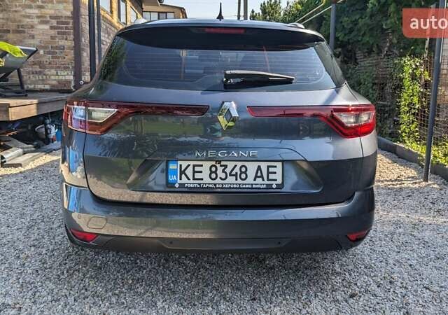 Сірий Рено Меган, об'ємом двигуна 1.46 л та пробігом 250 тис. км за 13500 $, фото 6 на Automoto.ua