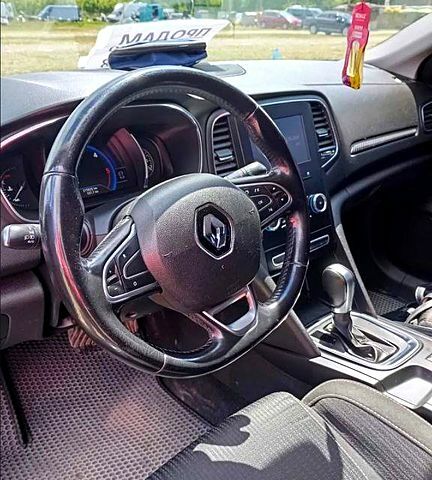 Сірий Рено Меган, об'ємом двигуна 1.5 л та пробігом 22100 тис. км за 11300 $, фото 3 на Automoto.ua