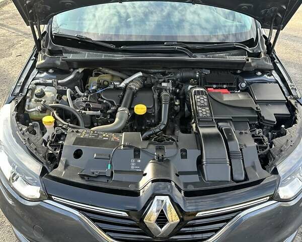 Серый Рено Меган, объемом двигателя 1.5 л и пробегом 210 тыс. км за 12400 $, фото 22 на Automoto.ua