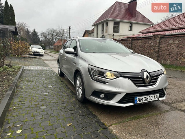 Серый Рено Меган, объемом двигателя 1.6 л и пробегом 181 тыс. км за 14200 $, фото 1 на Automoto.ua