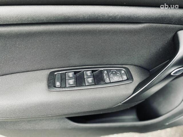 Сірий Рено Меган, об'ємом двигуна 1.5 л та пробігом 198 тис. км за 12600 $, фото 13 на Automoto.ua