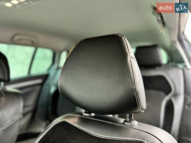 Серый Рено Меган, объемом двигателя 1.46 л и пробегом 221 тыс. км за 12900 $, фото 19 на Automoto.ua