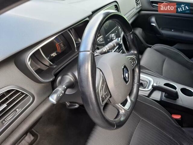 Серый Рено Меган, объемом двигателя 1.5 л и пробегом 224 тыс. км за 12900 $, фото 13 на Automoto.ua
