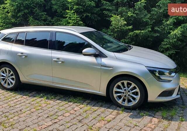 Серый Рено Меган, объемом двигателя 1.5 л и пробегом 215 тыс. км за 13499 $, фото 10 на Automoto.ua