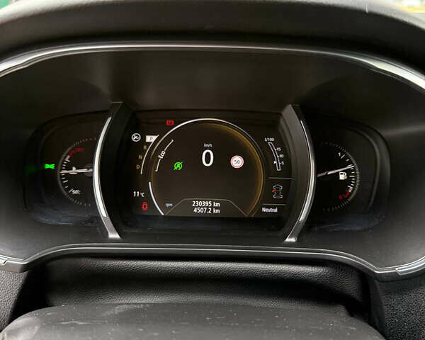 Сірий Рено Меган, об'ємом двигуна 1.46 л та пробігом 230 тис. км за 12500 $, фото 40 на Automoto.ua