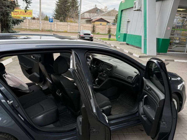 Сірий Рено Меган, об'ємом двигуна 1.46 л та пробігом 250 тис. км за 10900 $, фото 10 на Automoto.ua