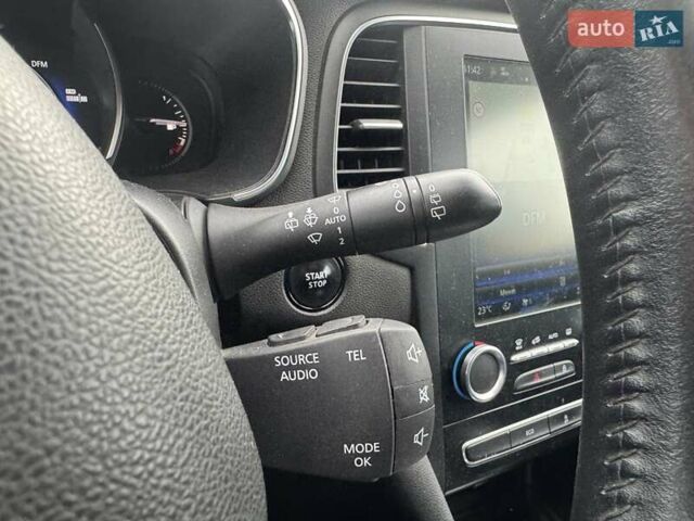 Сірий Рено Меган, об'ємом двигуна 1.46 л та пробігом 232 тис. км за 10990 $, фото 19 на Automoto.ua