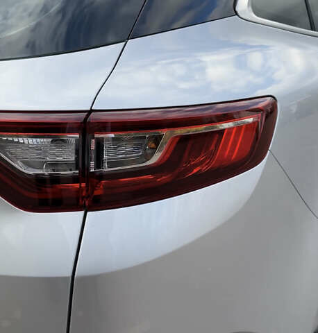 Серый Рено Меган, объемом двигателя 1.46 л и пробегом 220 тыс. км за 11950 $, фото 5 на Automoto.ua