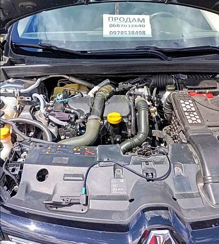 Сірий Рено Меган, об'ємом двигуна 1.5 л та пробігом 22100 тис. км за 11300 $, фото 4 на Automoto.ua