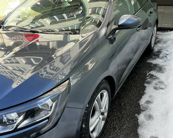 Серый Рено Меган, объемом двигателя 1.46 л и пробегом 183 тыс. км за 11500 $, фото 2 на Automoto.ua