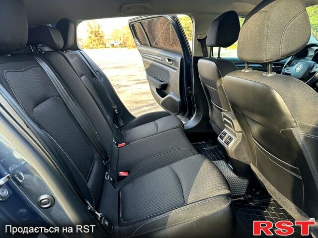 Серый Рено Меган, объемом двигателя 1.5 л и пробегом 210 тыс. км за 12100 $, фото 12 на Automoto.ua