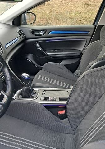 Серый Рено Меган, объемом двигателя 1.46 л и пробегом 222 тыс. км за 14000 $, фото 5 на Automoto.ua