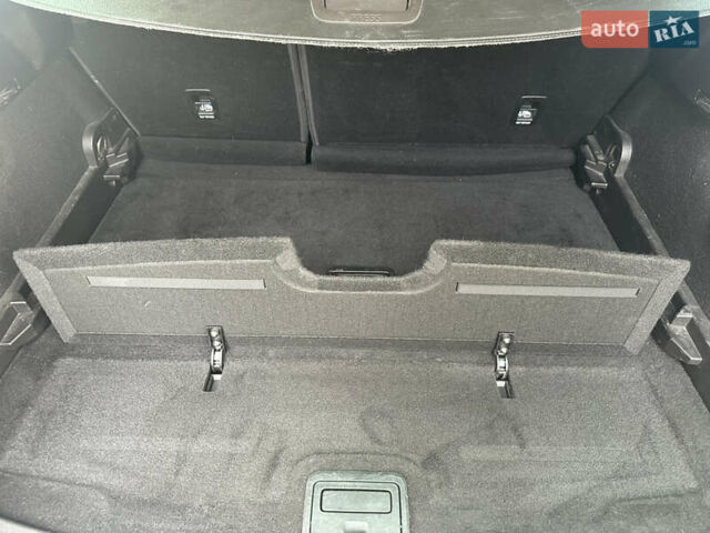 Сірий Рено Меган, об'ємом двигуна 1.46 л та пробігом 190 тис. км за 12600 $, фото 26 на Automoto.ua