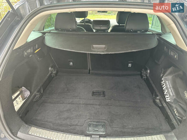 Сірий Рено Меган, об'ємом двигуна 1.46 л та пробігом 190 тис. км за 12600 $, фото 28 на Automoto.ua