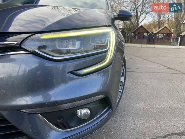 Сірий Рено Меган, об'ємом двигуна 1.5 л та пробігом 215 тис. км за 14200 $, фото 53 на Automoto.ua