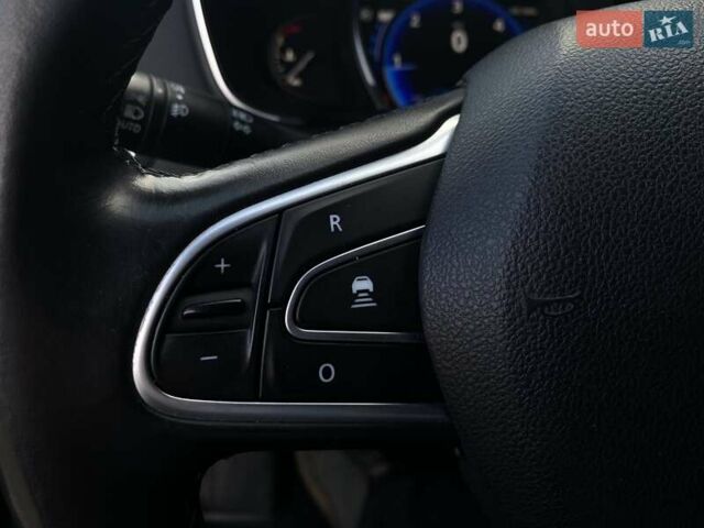 Сірий Рено Меган, об'ємом двигуна 1.5 л та пробігом 215 тис. км за 14200 $, фото 46 на Automoto.ua