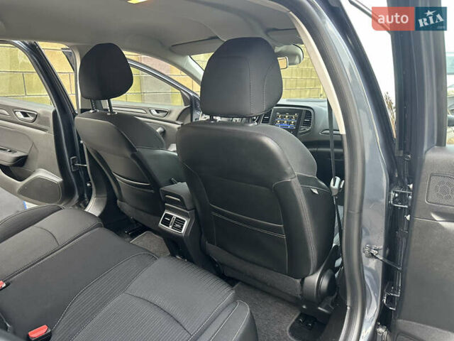 Сірий Рено Меган, об'ємом двигуна 1.5 л та пробігом 230 тис. км за 13300 $, фото 45 на Automoto.ua
