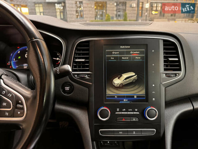 Серый Рено Меган, объемом двигателя 1.5 л и пробегом 183 тыс. км за 14200 $, фото 32 на Automoto.ua