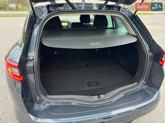 Серый Рено Меган, объемом двигателя 1.5 л и пробегом 178 тыс. км за 13900 $, фото 122 на Automoto.ua