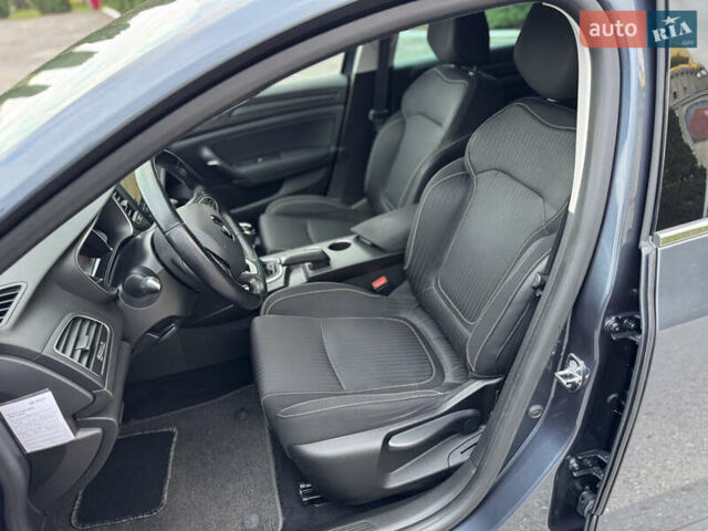 Серый Рено Меган, объемом двигателя 1.5 л и пробегом 178 тыс. км за 13900 $, фото 81 на Automoto.ua