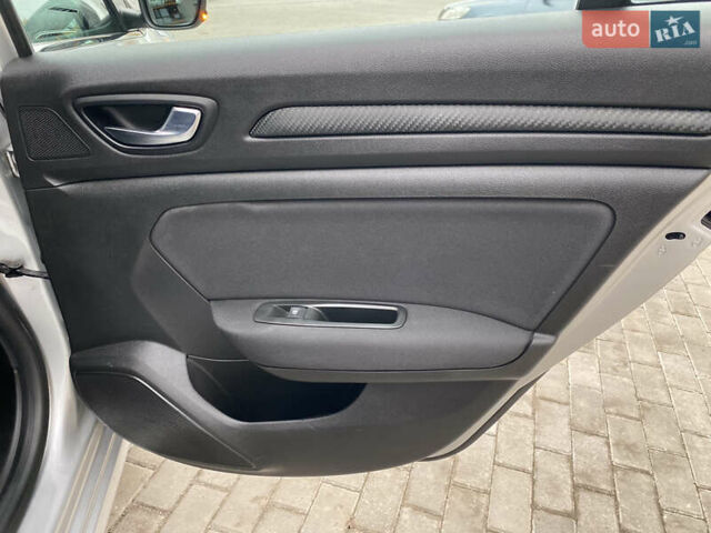 Сірий Рено Меган, об'ємом двигуна 1.5 л та пробігом 217 тис. км за 13550 $, фото 31 на Automoto.ua