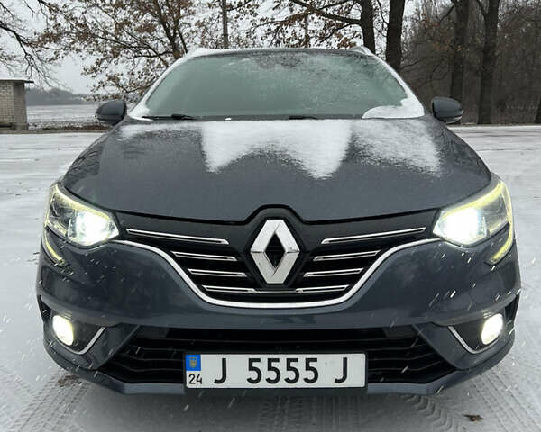 Серый Рено Меган, объемом двигателя 1.46 л и пробегом 195 тыс. км за 15100 $, фото 66 на Automoto.ua
