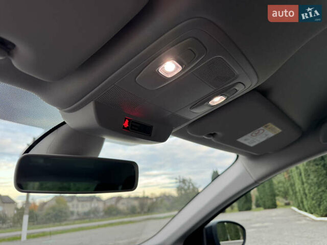 Серый Рено Меган, объемом двигателя 1.5 л и пробегом 178 тыс. км за 13900 $, фото 115 на Automoto.ua