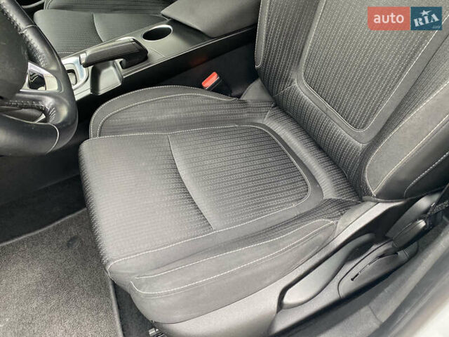 Сірий Рено Меган, об'ємом двигуна 1.5 л та пробігом 217 тис. км за 13550 $, фото 40 на Automoto.ua
