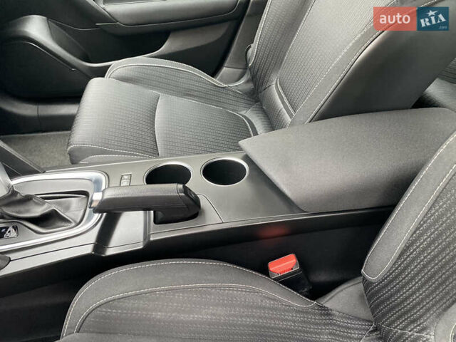 Сірий Рено Меган, об'ємом двигуна 1.5 л та пробігом 217 тис. км за 13550 $, фото 41 на Automoto.ua