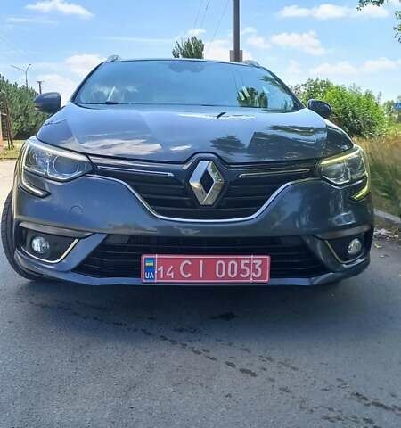 Рено Меган 2018 в Днепре (Днепропетровске) на Automoto.ua Серый Рено Меган, объемом двигателя 1.5 л и пробегом 176 тыс. км за 14300 $, фото 2 на Automoto.ua